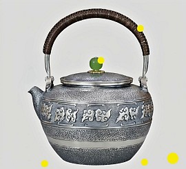 Fine pure silver teapot with jade knob £5008 order number 888