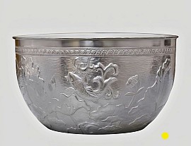 Fine silver antique bowl with intricate fish carvings £8000 order number 588
