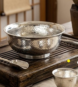 Sterling silver decorative centre piece bowl £5008 order number 880